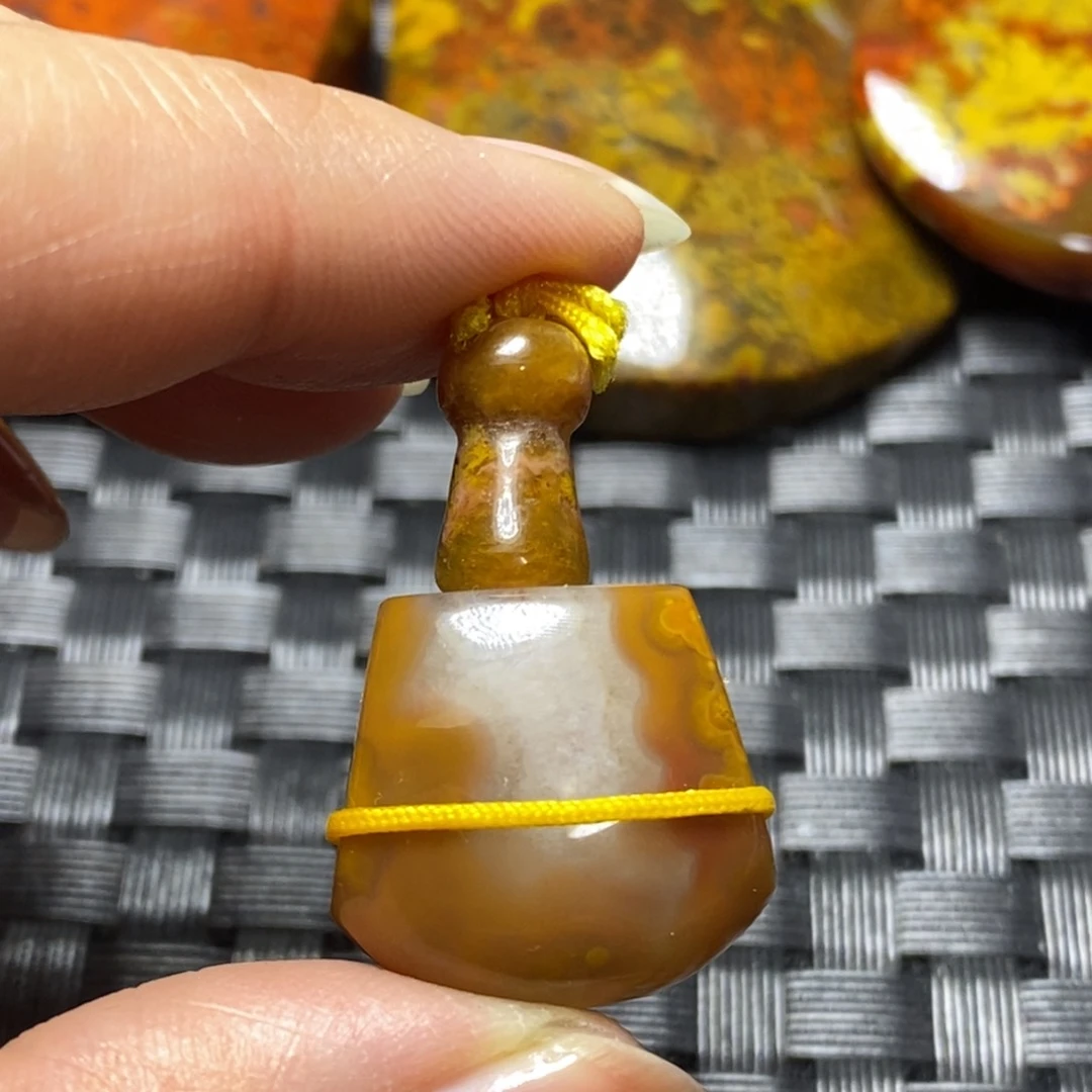 玛瑙/玉髓挂件未镶嵌
