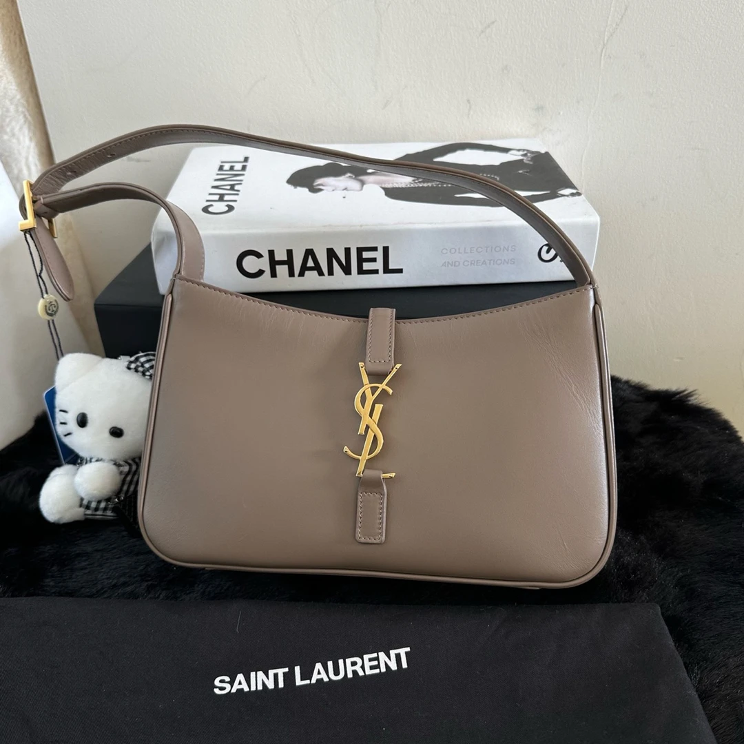 95新 YSL/圣罗兰 YSL/圣罗兰 hobo腋下包中号 灰褐色