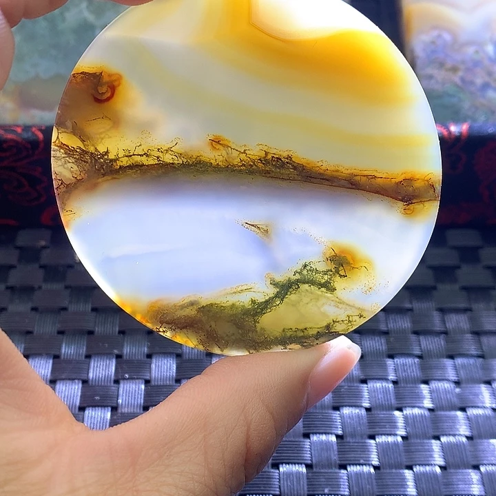 玛瑙/玉髓颈饰合金红****）