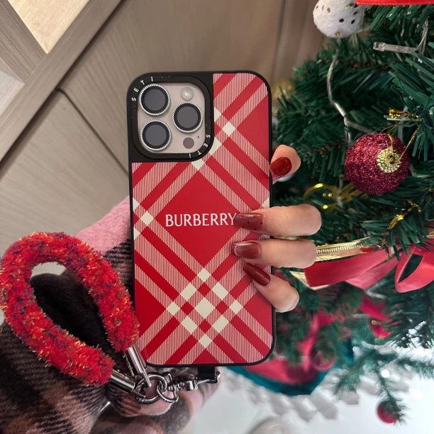 【主播自用】磨砂黑框新年经典巴宝格纹适用苹果iphone12/16手机壳