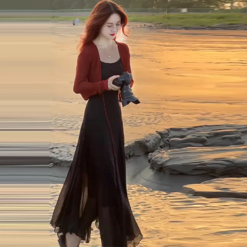 时尚连衣裙女夏季洋气质显瘦薄款冰丝针织防晒衫吊带裙长裙两件套