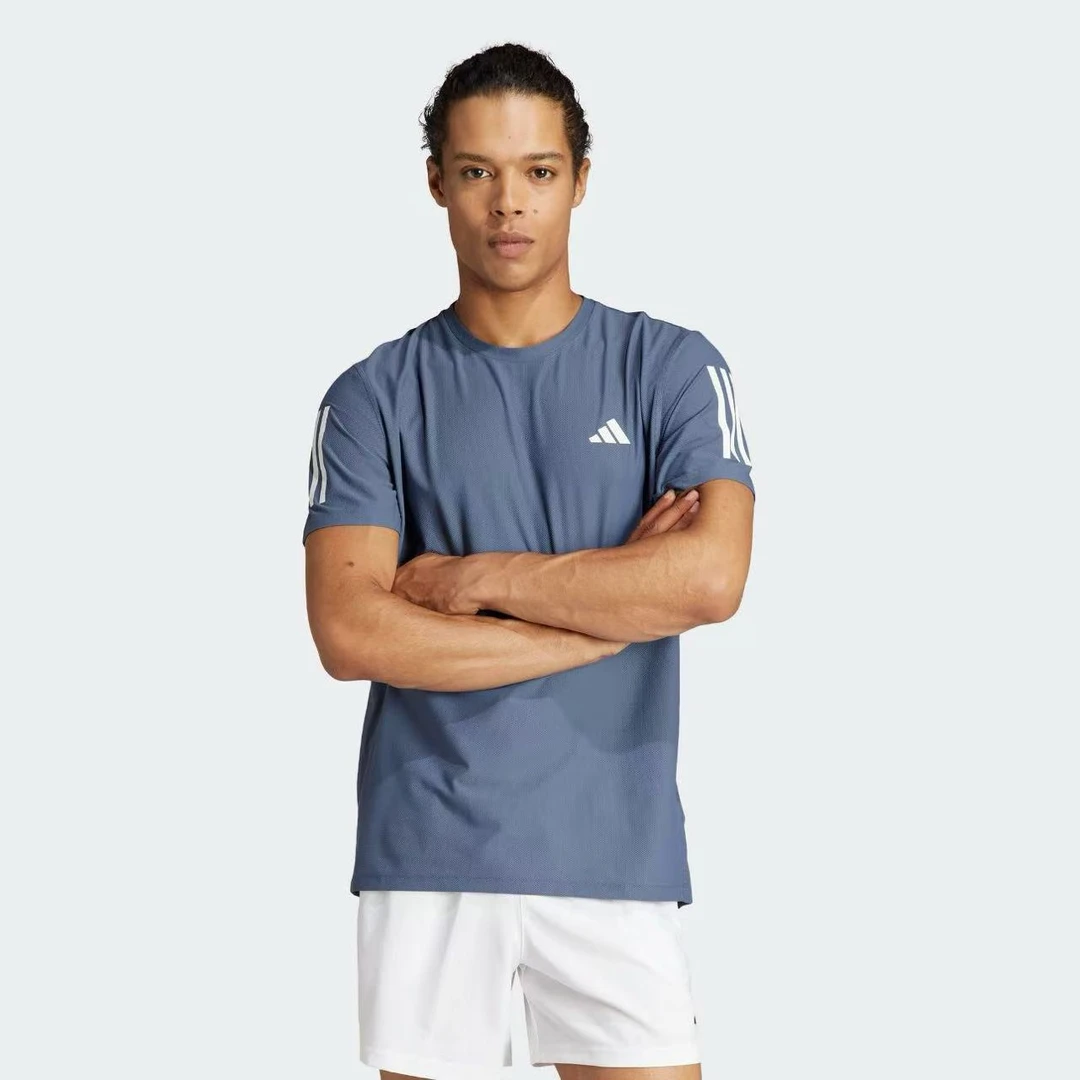 adidas/阿迪达斯 【门店同款】男子跑步训练速干运动短袖T恤 IN1515