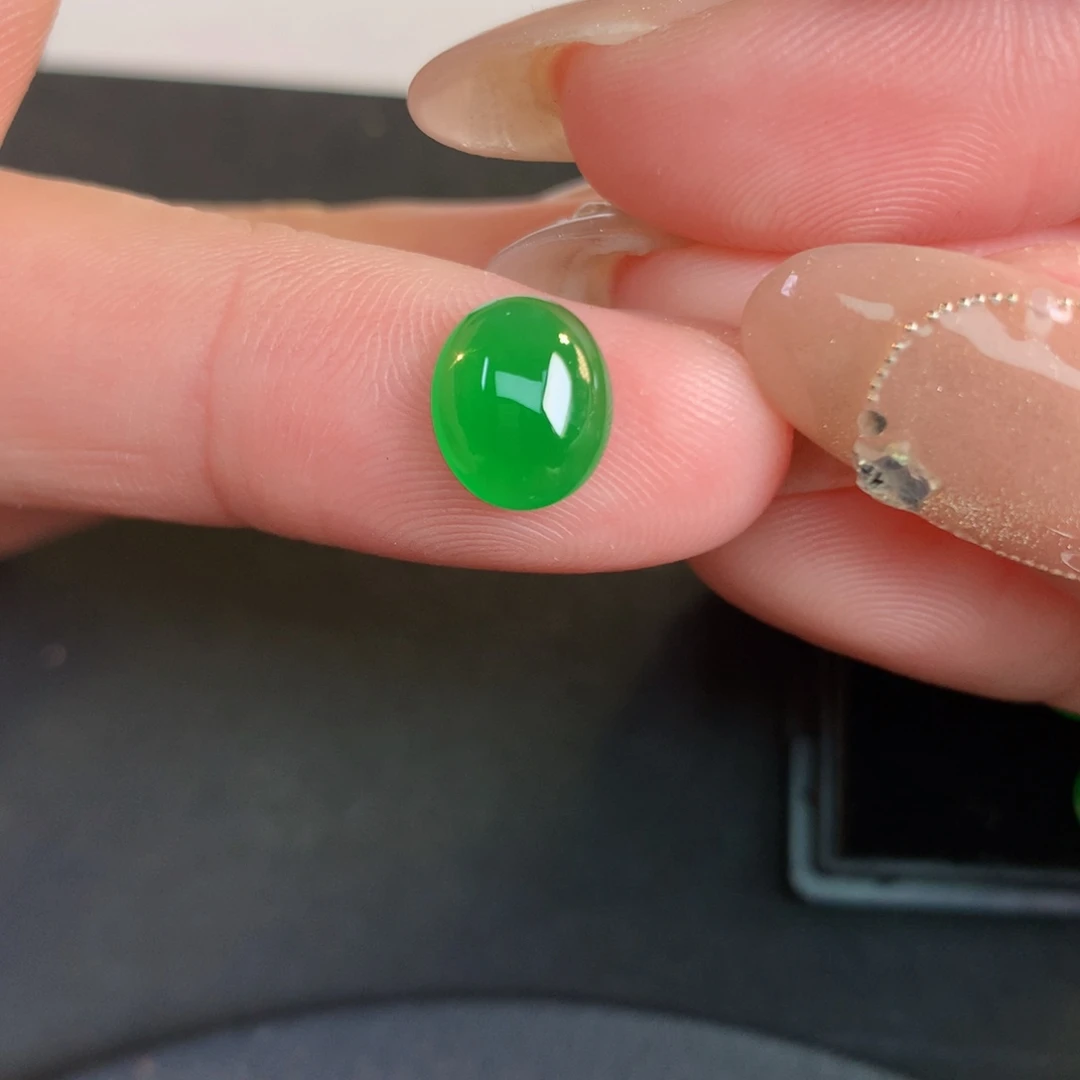 翡翠裸石9.0/7.72/3.26翡翠翡翠