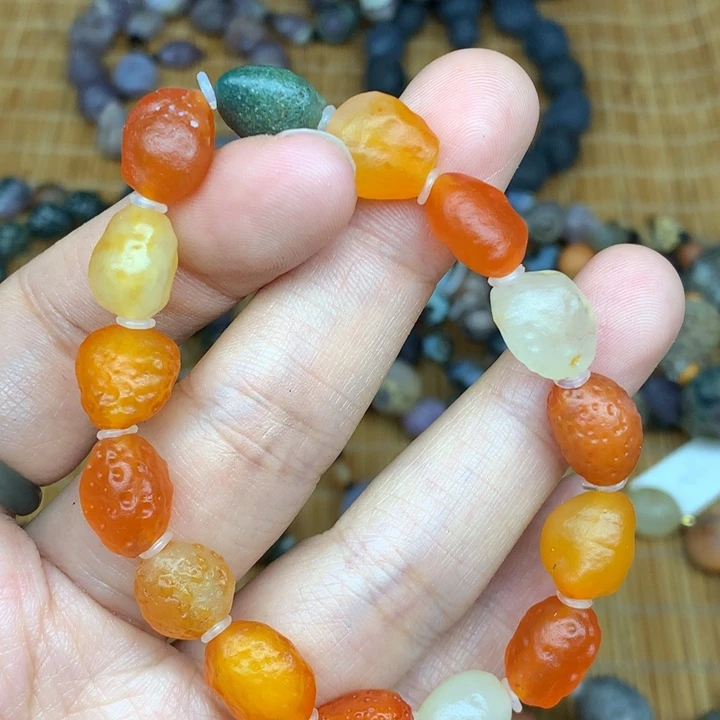 玛瑙/玉髓未镶嵌珠宝半成品凡**忧