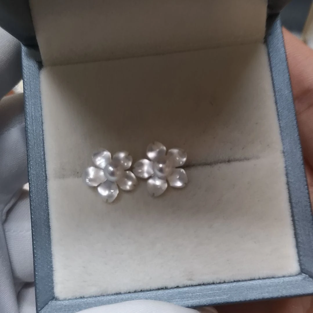 银S925镶嵌淡水珍珠耳饰