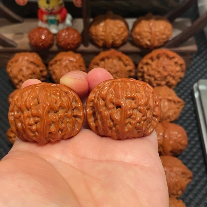 把件文玩核桃38.3尺寸白狮子2542