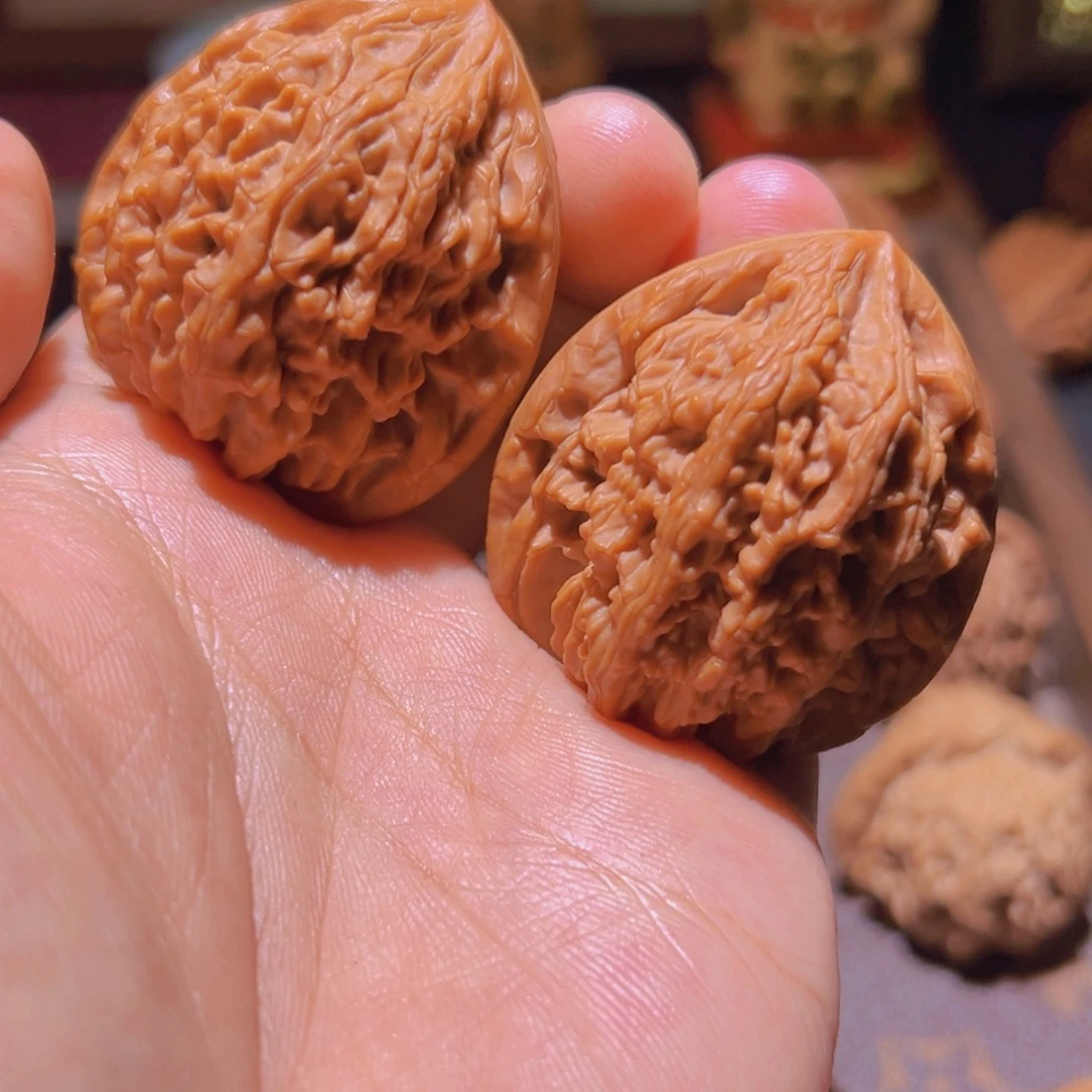 瑞麟文玩核桃虎头王有修戒指介意勿拍