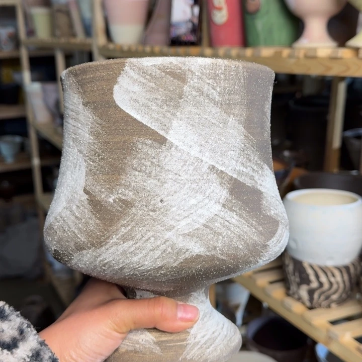 景德镇桌面陶瓷花盆