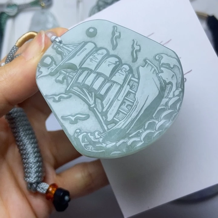 颈饰未镶嵌翡翠翡翠