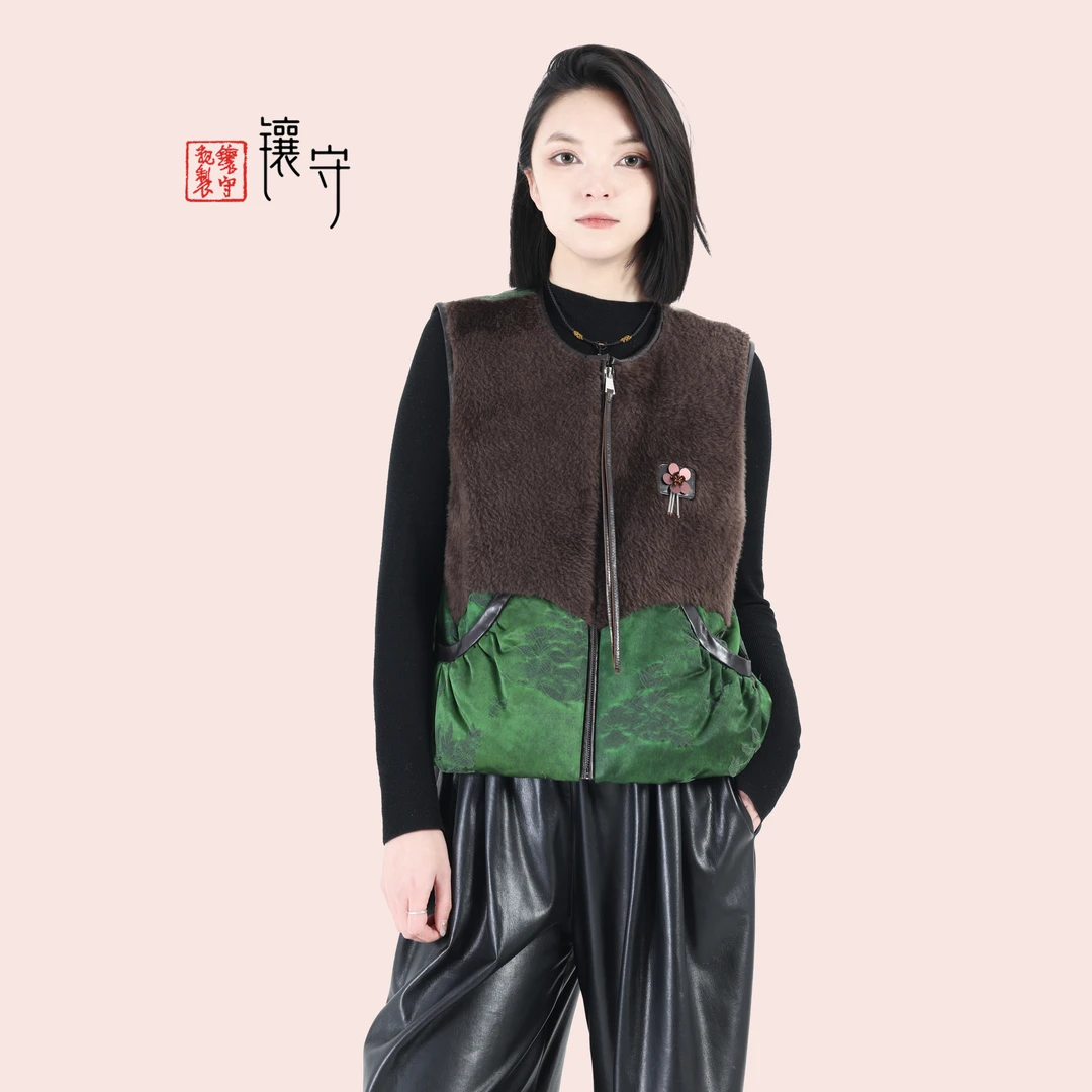 【镶守·青诏】秋冬季轻奢时尚百搭羊皮毛一体白鹅绒服马甲68-656