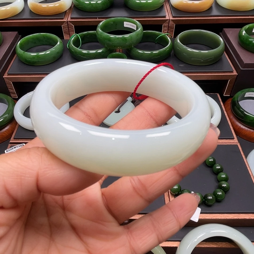 向***开和田玉未镶嵌手镯60.3