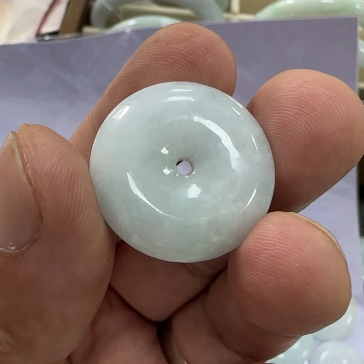 翡翠未镶嵌挂件翡翠