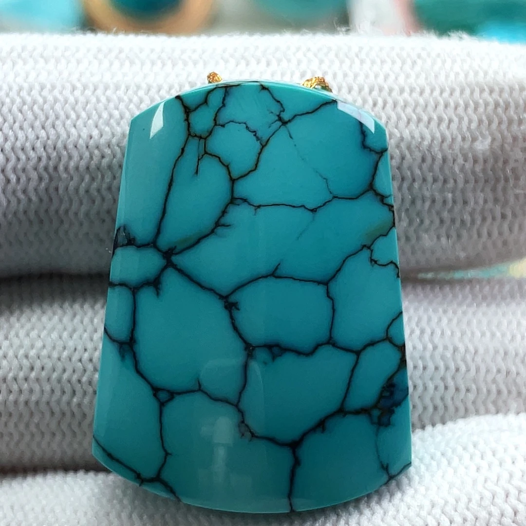 绿松石未镶嵌车挂