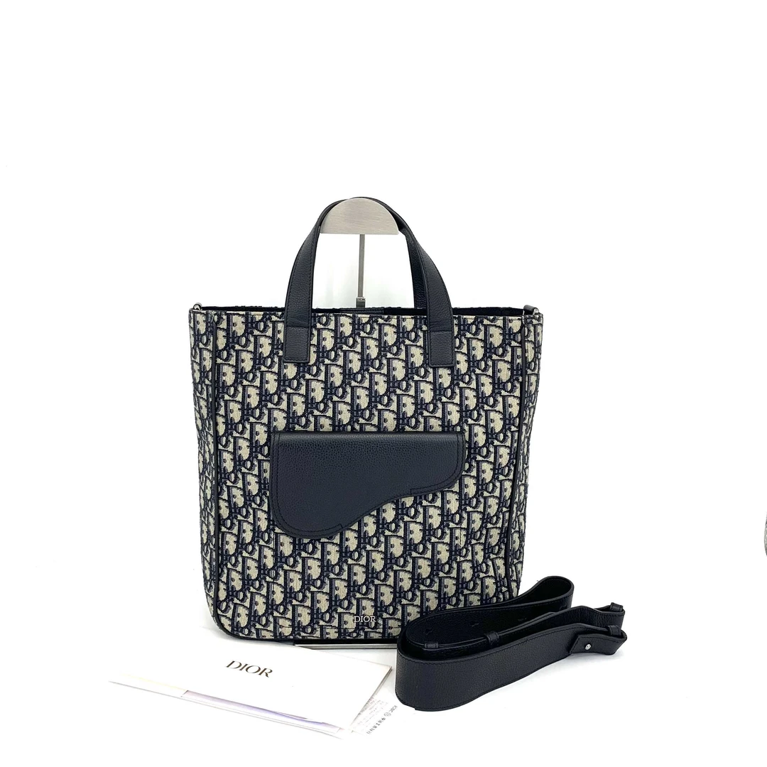 99新 DIOR/迪奥 经典时尚简约老花马鞍托特包 尺寸30/33通勤 百搭