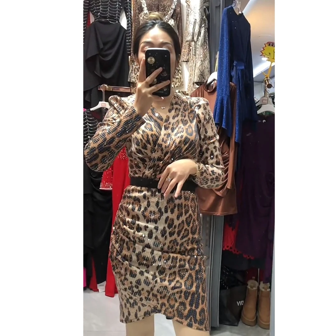 2025款新年爆款时尚春秋季节外套内搭连体裙