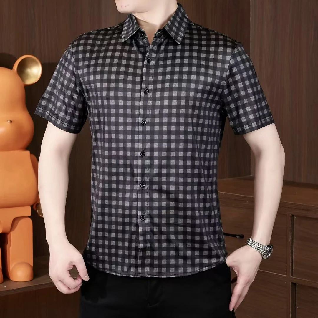 夏季细格男士衬衫上衣男薄款格纹时尚短袖轻奢百搭潮流修身