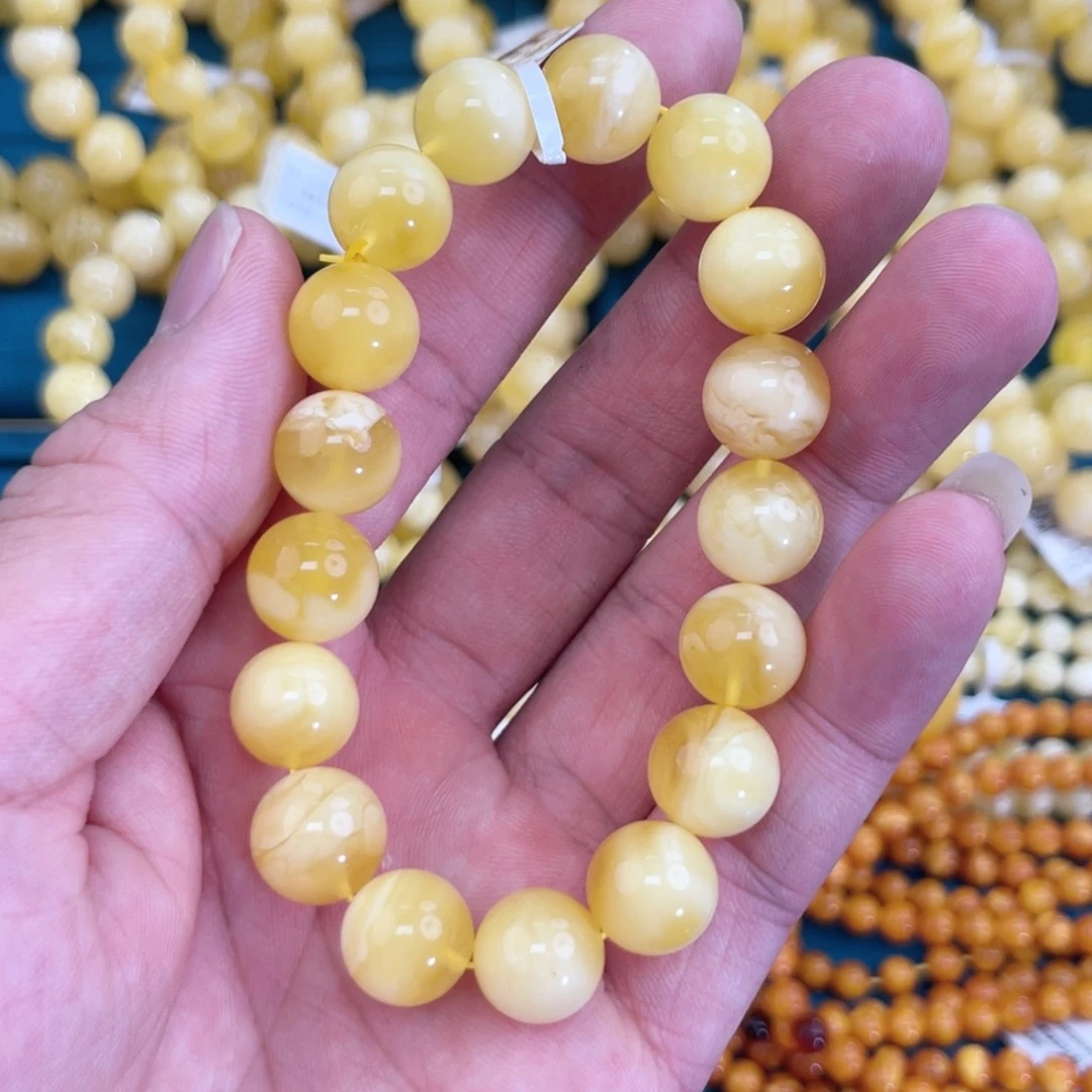 未镶嵌琥珀珠宝奇石40