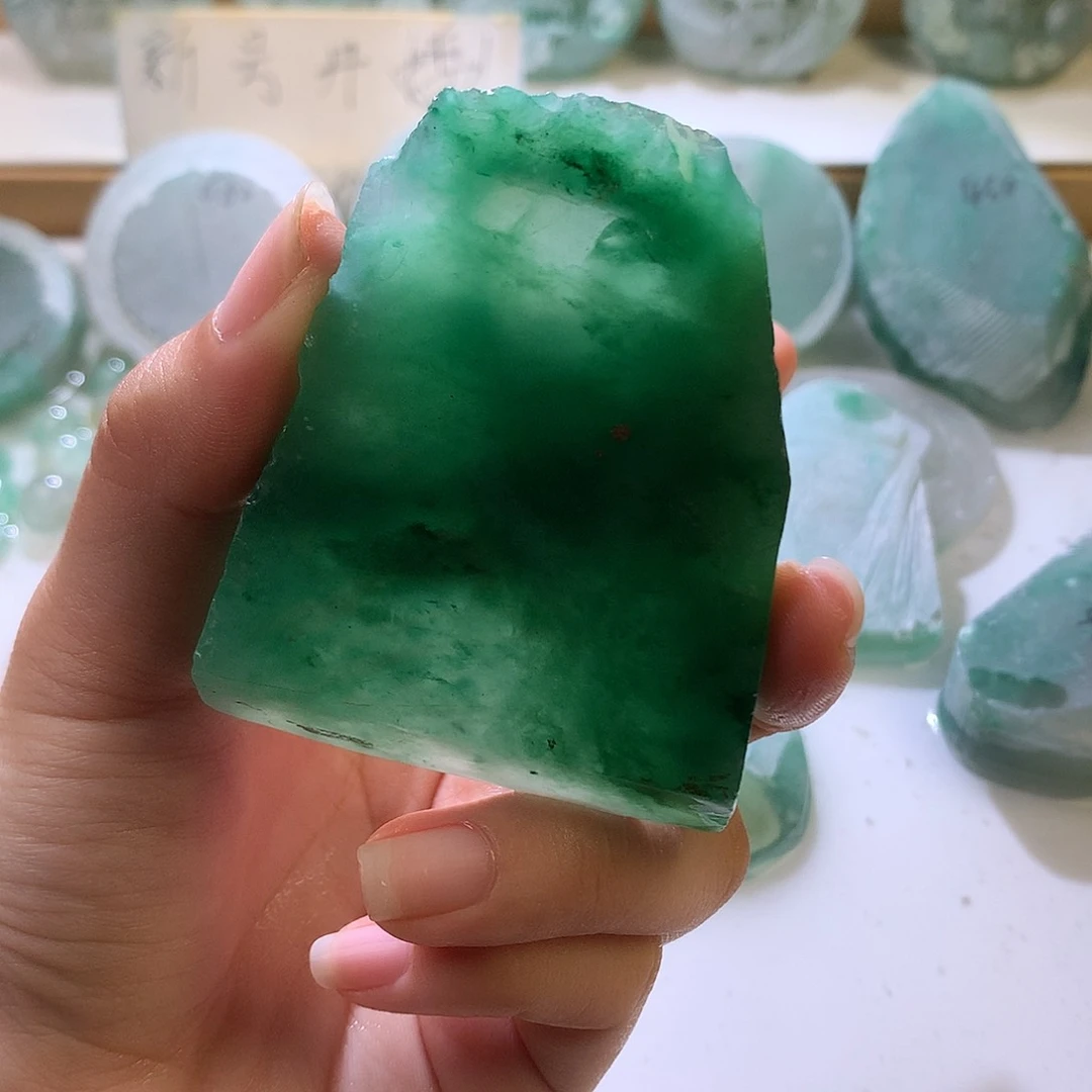 石英质玉未镶嵌珠宝半成品