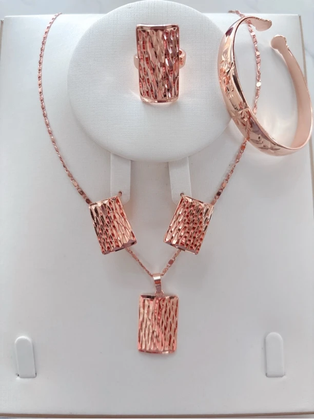 铜合金耳饰 3042新款大方块车花玫瑰金色套装首饰时尚精致轻奢