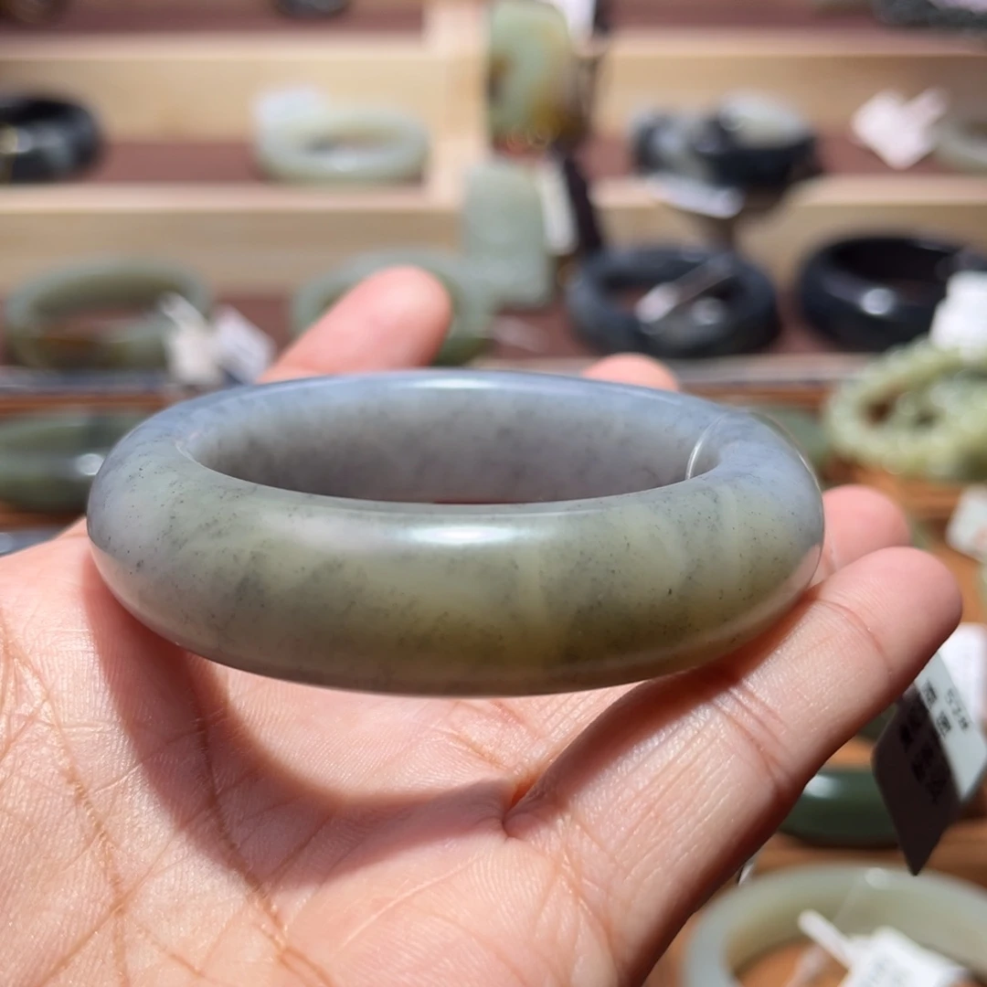 和田玉（子料）未镶嵌手镯