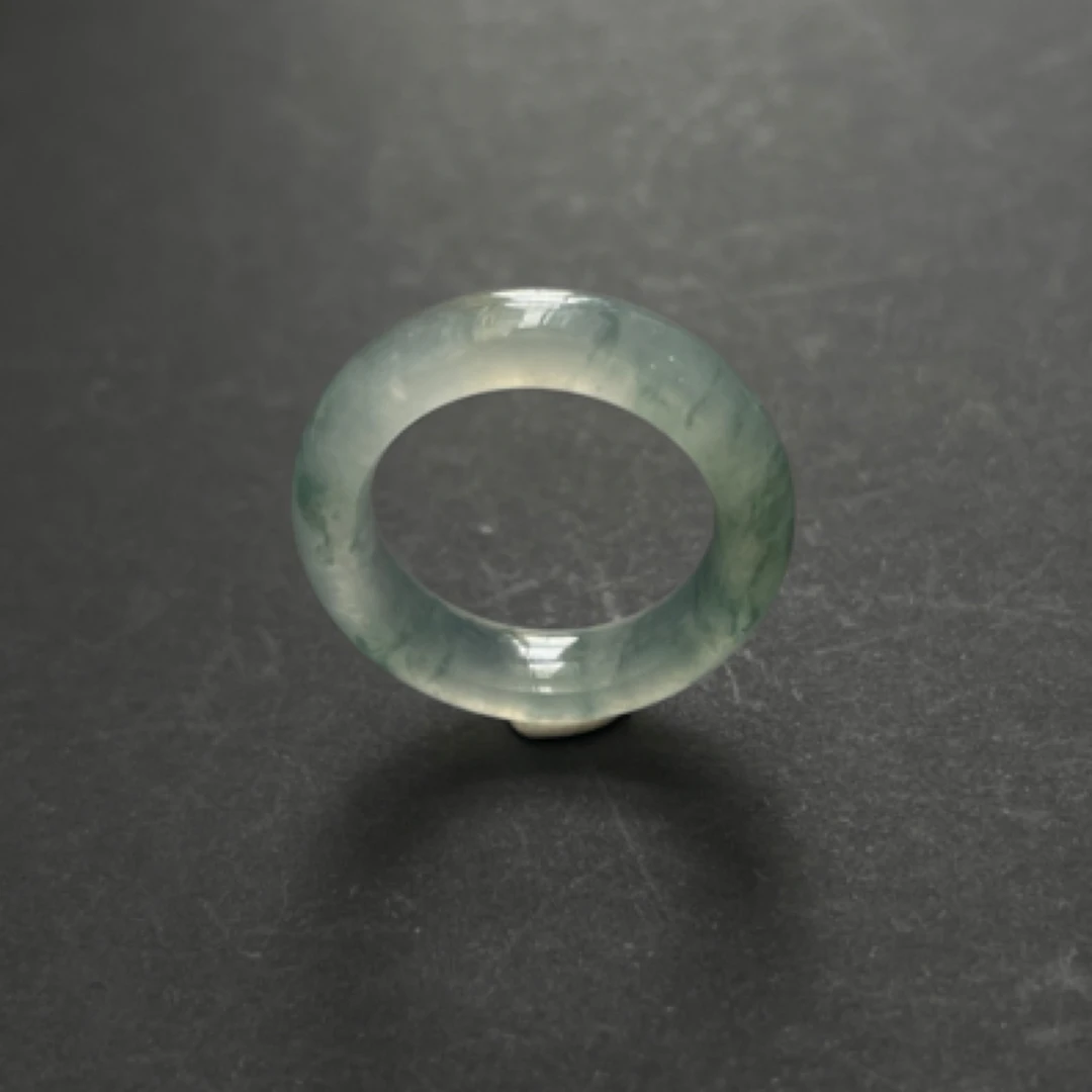 天然翡翠戒指A货缅料XL20092，17圈口，自然光拍摄