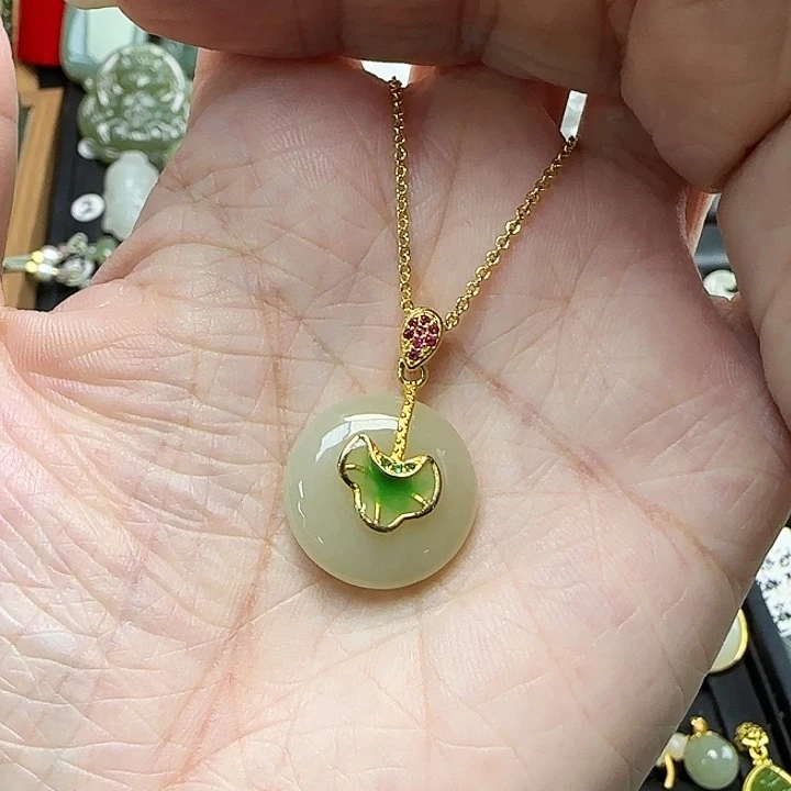 颈饰银S925镶嵌和田玉