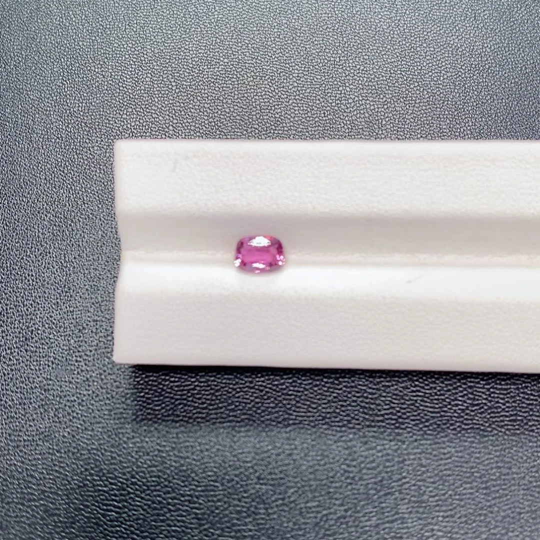 蓝宝石裸石未镶嵌1.01