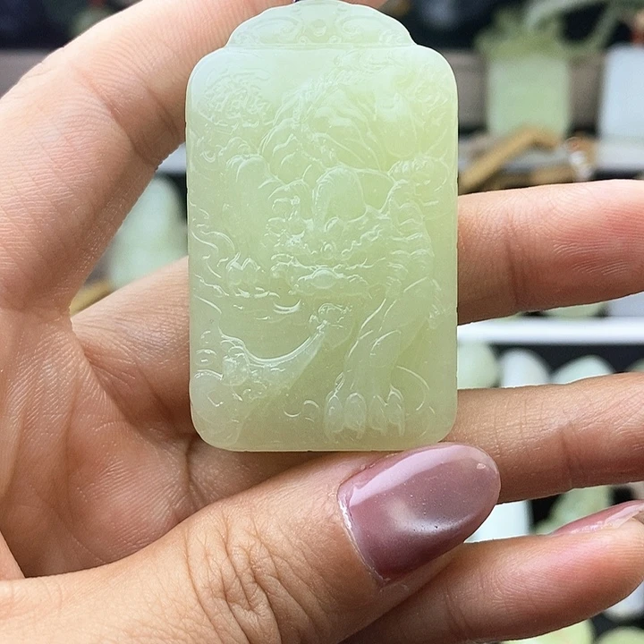 和田玉未镶嵌颈饰新疆若羌黄口貔貅在手万事无忧