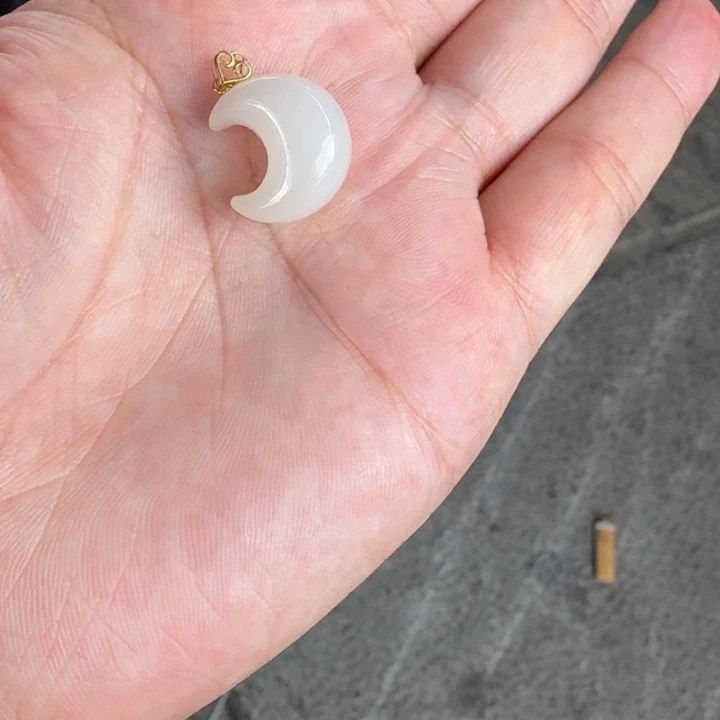 和田玉18K金镶嵌颈饰