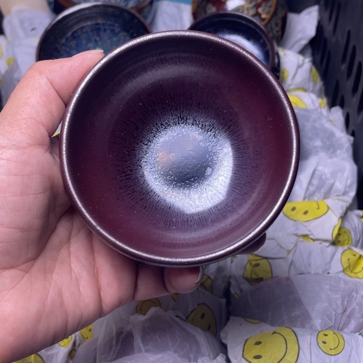 茶盏我在开会你忙什么啊