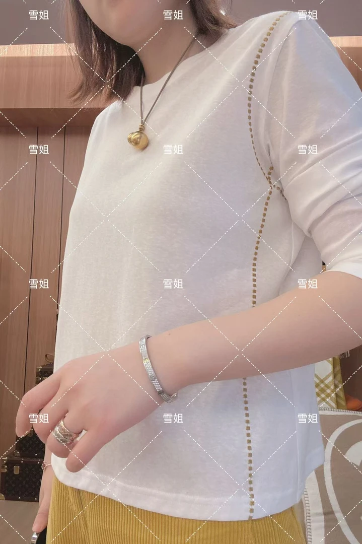 雪姐服饰「黄线长袖」新款设计感刺绣长袖T恤女显瘦打底衫上衣