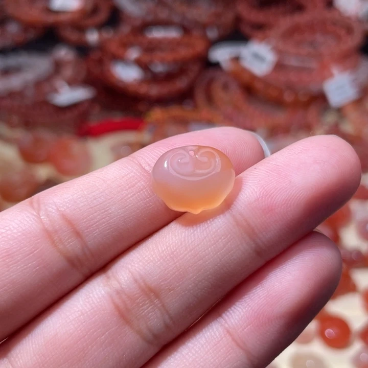 未镶嵌配饰南红玛瑙如意锁吊坠2137