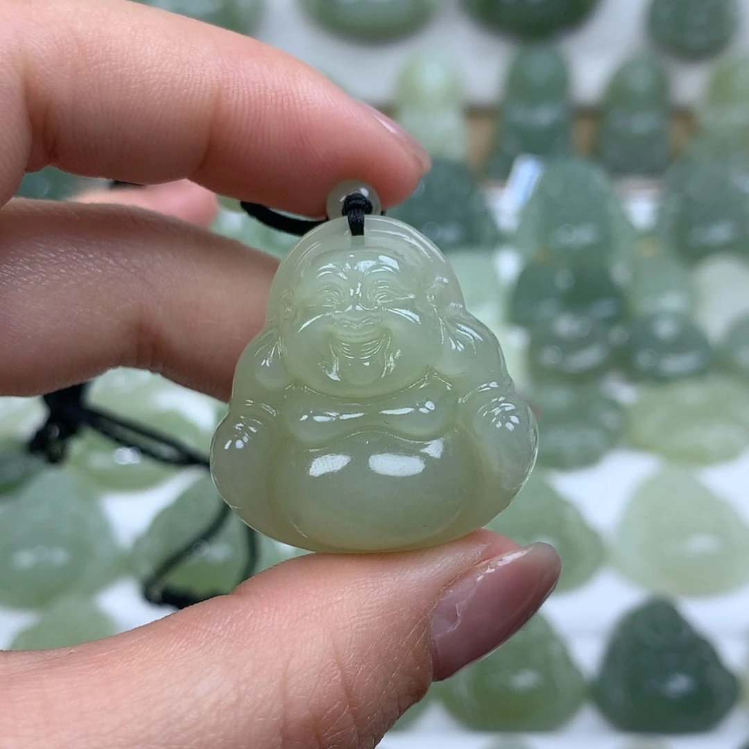 【闪购商品】颈饰未镶嵌和田玉
