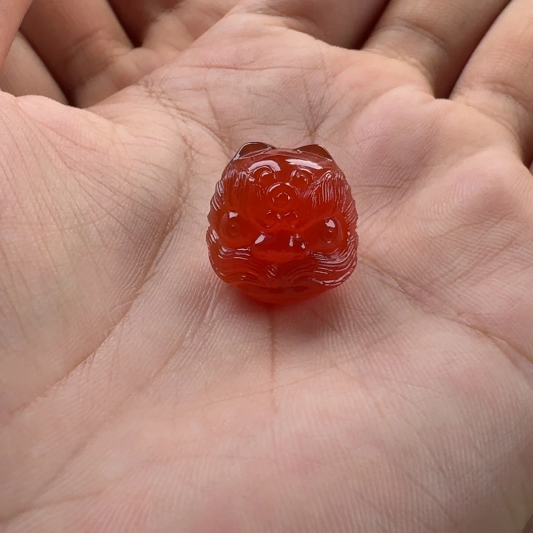 南红玛瑙未镶嵌醒狮17.3*18.0