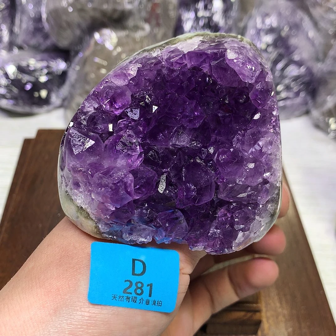 紫晶大型摆件（非配饰）未镶嵌
