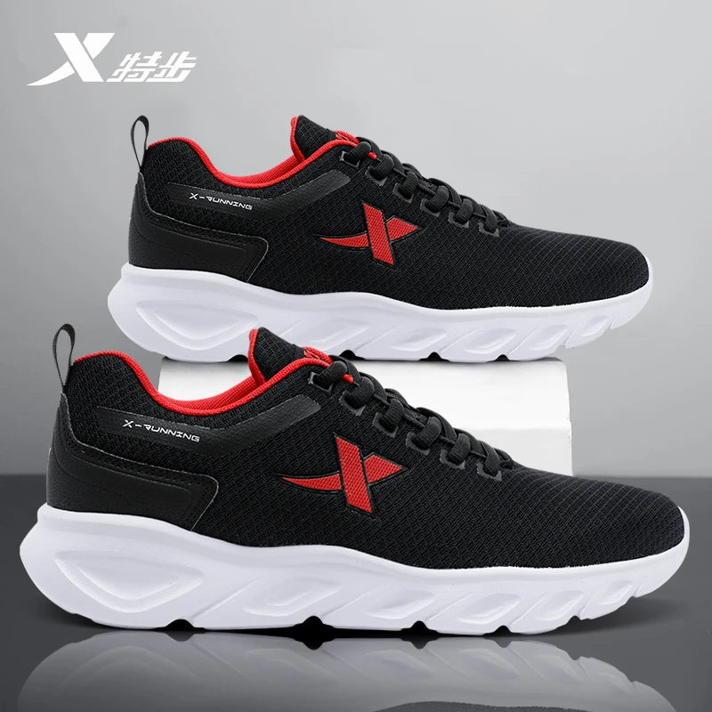 特步男鞋2025夏季新款网面运动鞋轻便透气软底男士黑色休闲跑步鞋