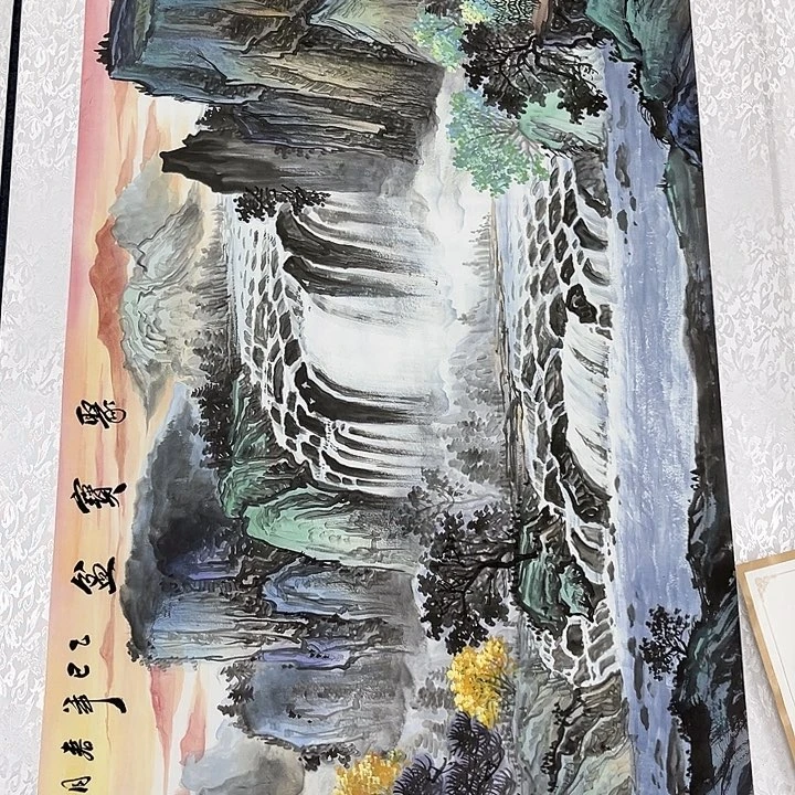 年画是指由数个平面