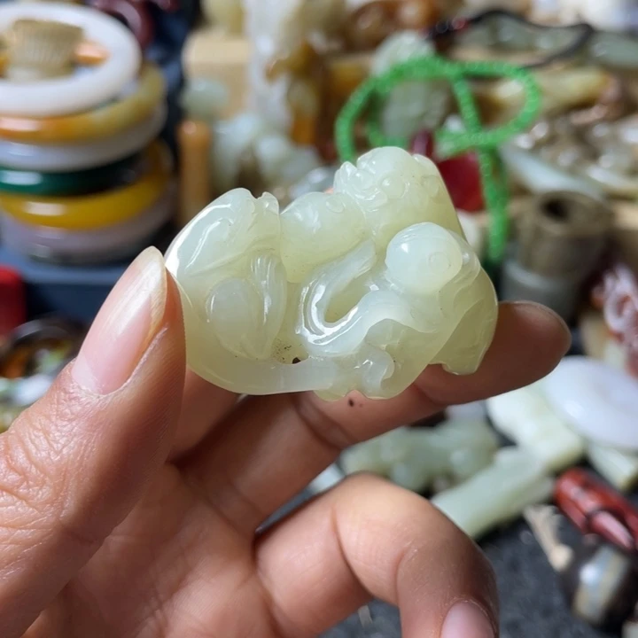 和田玉未镶嵌吊坠(不含链)