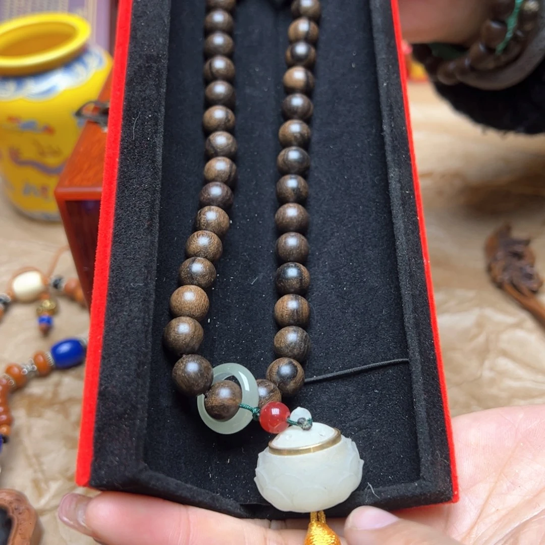 大叶紫檀（黑酸枝木类）