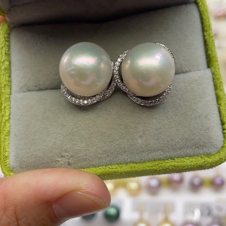银S925镶嵌淡水珍珠耳饰