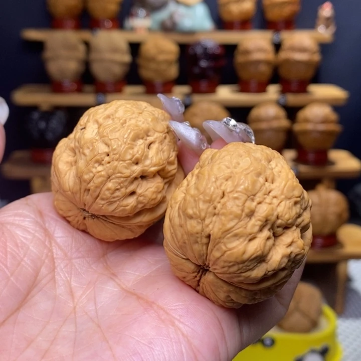 文玩核桃把件帝王蟾24号
