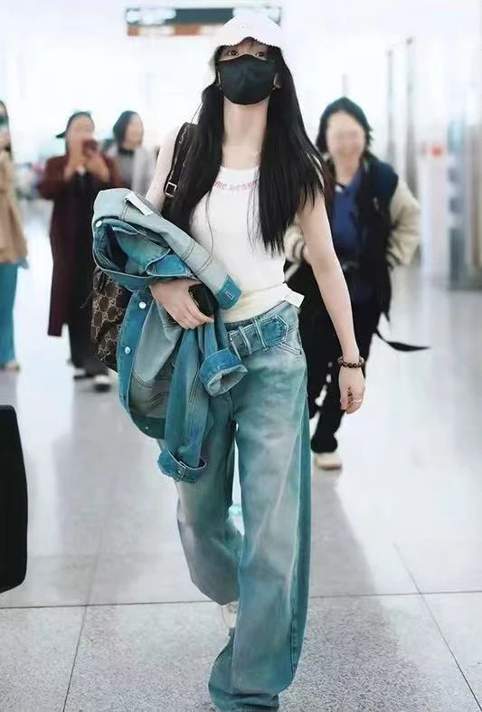 新款宽腰带阔腿牛仔裤