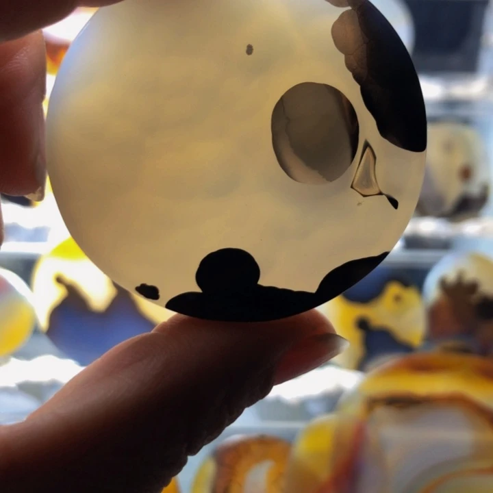 合金玛瑙/玉髓珠宝奇石63