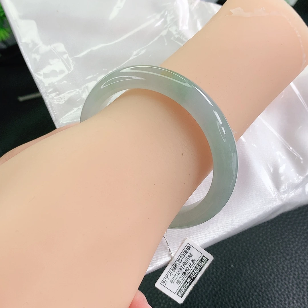 翡翠未镶嵌手镯55圈