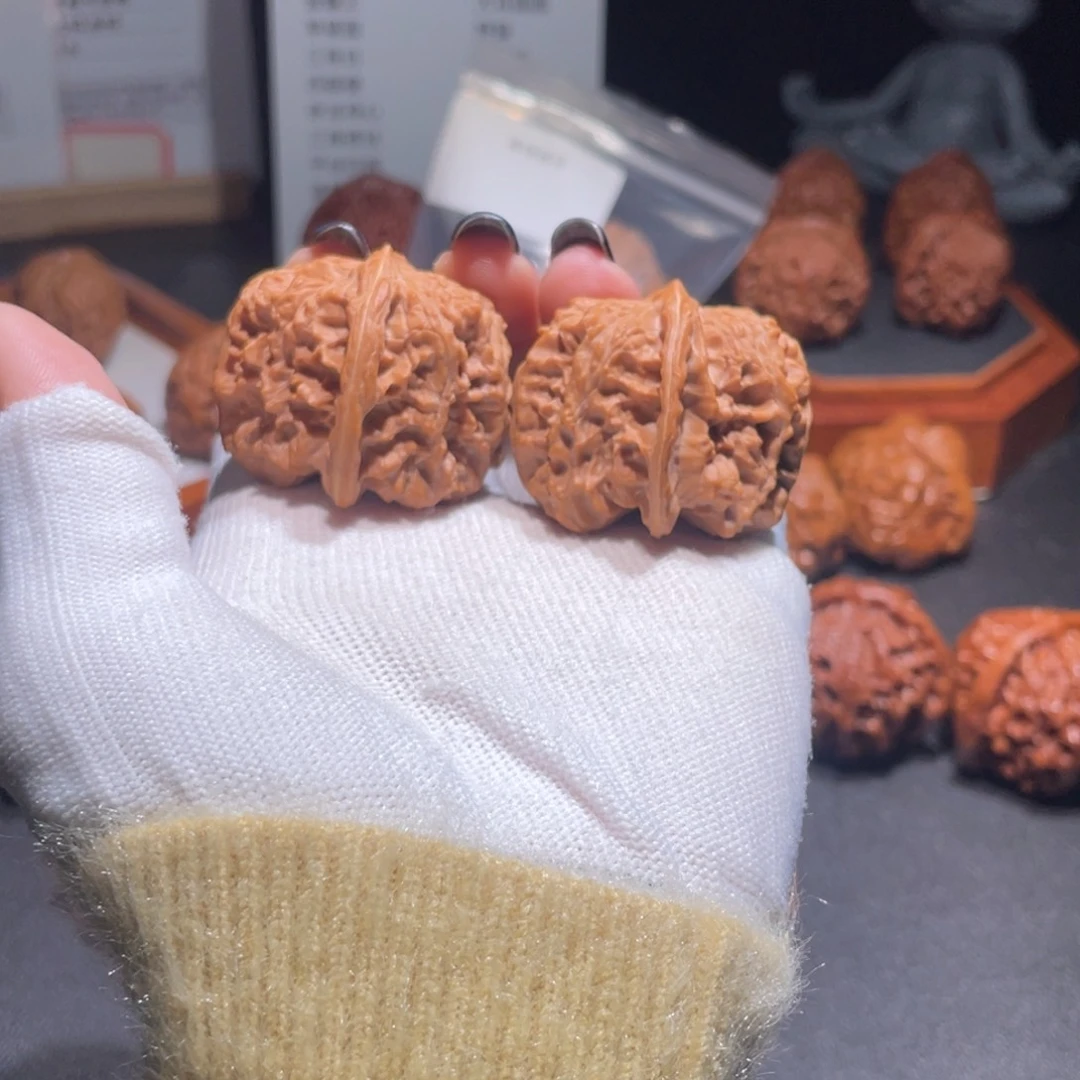 文玩核桃吊坠35.35蓟县红马蹄6063