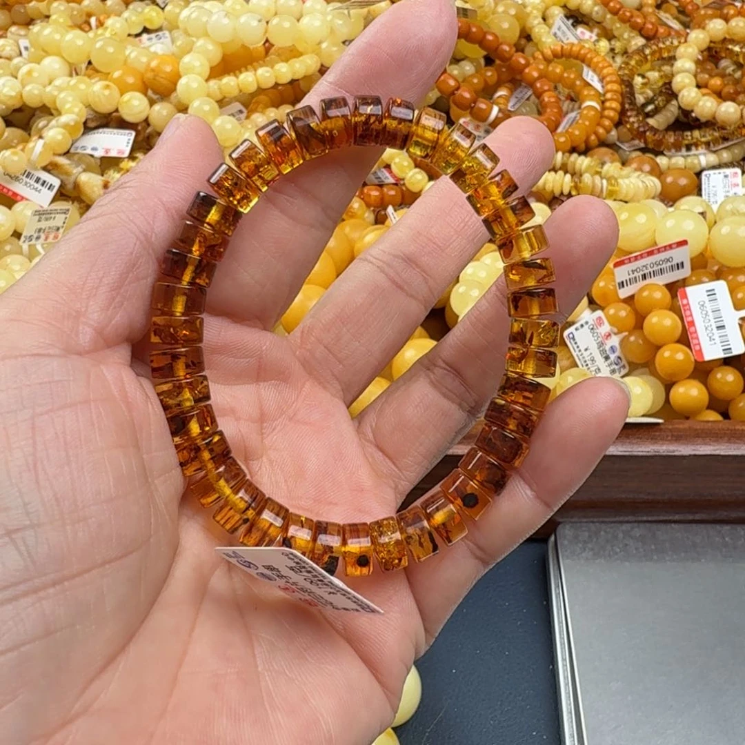 未镶嵌琥珀珠宝奇石