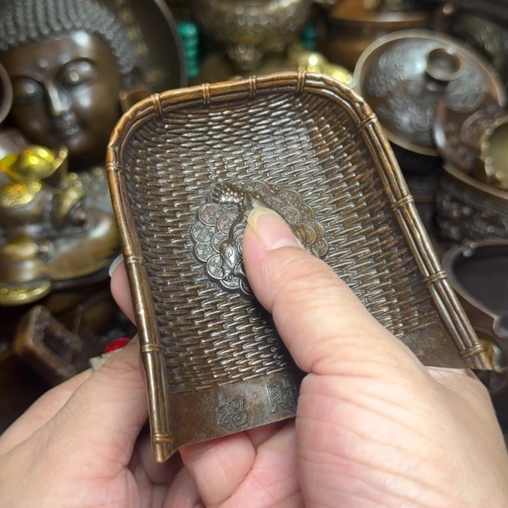 铜器摆件收收藏藏