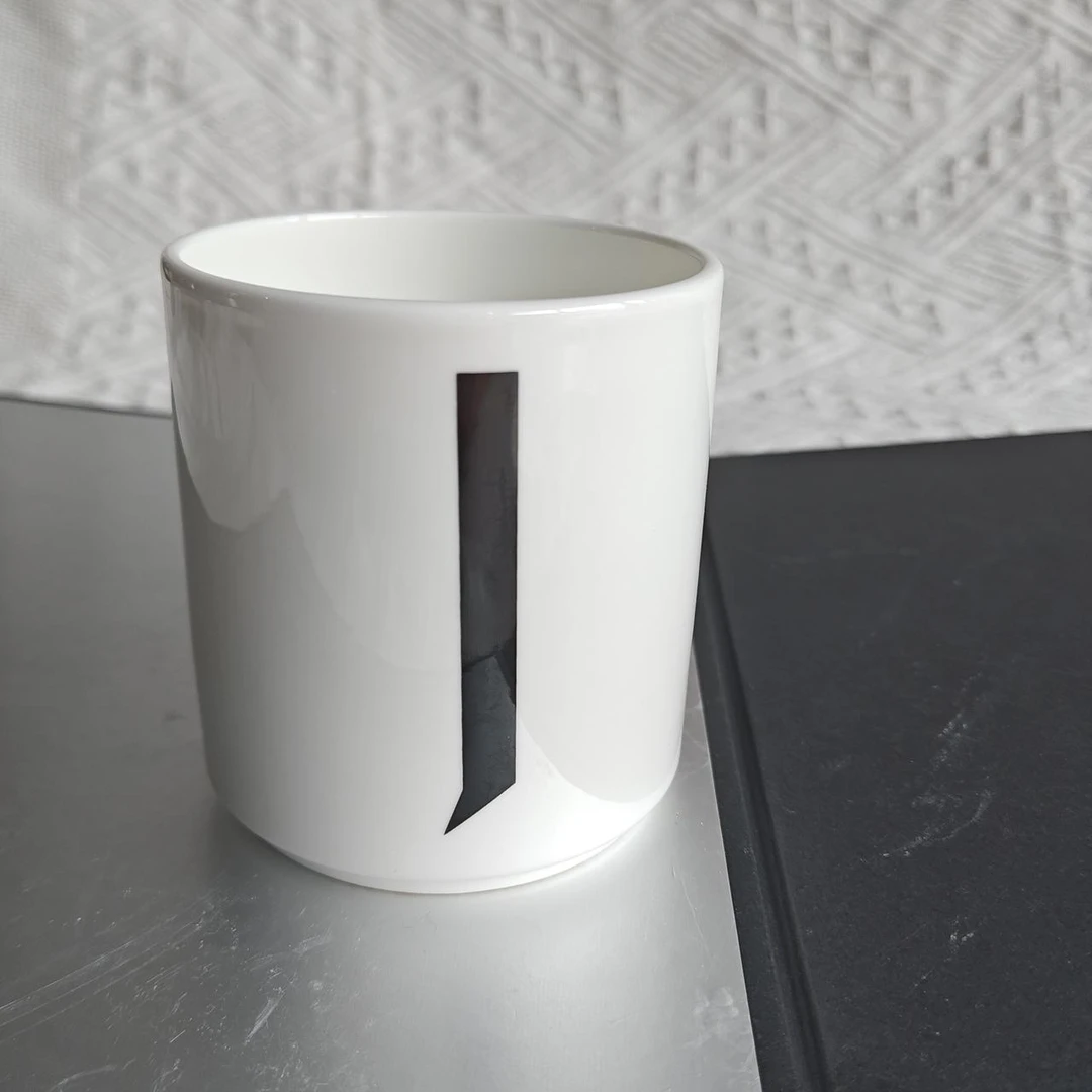 丹麦品牌&小号字母马克杯颜色混发