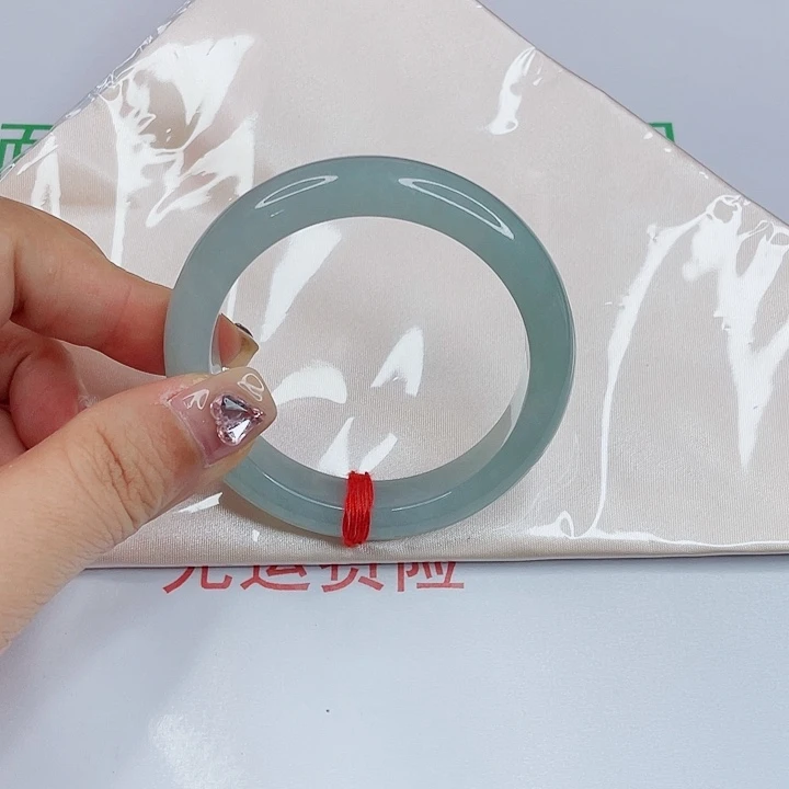 ℡***)未镶嵌手镯翡翠冰蓝手镯