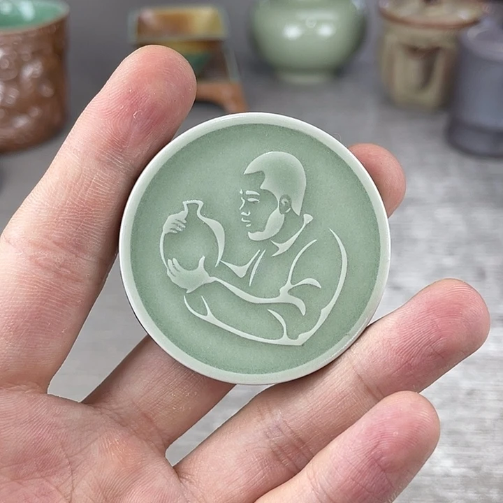龙泉青瓷等传统工艺品